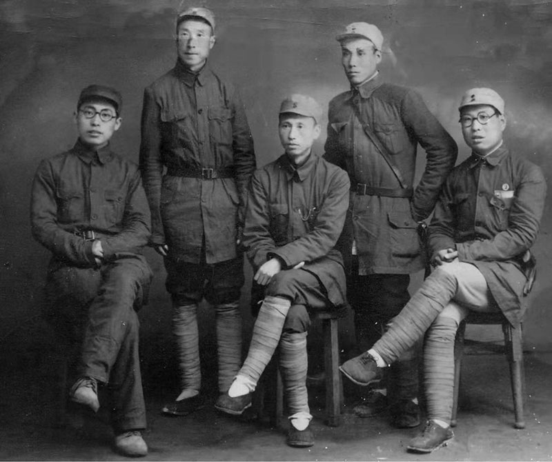 1645955357206112.jpg 4.前排(中)馮少三.jpg